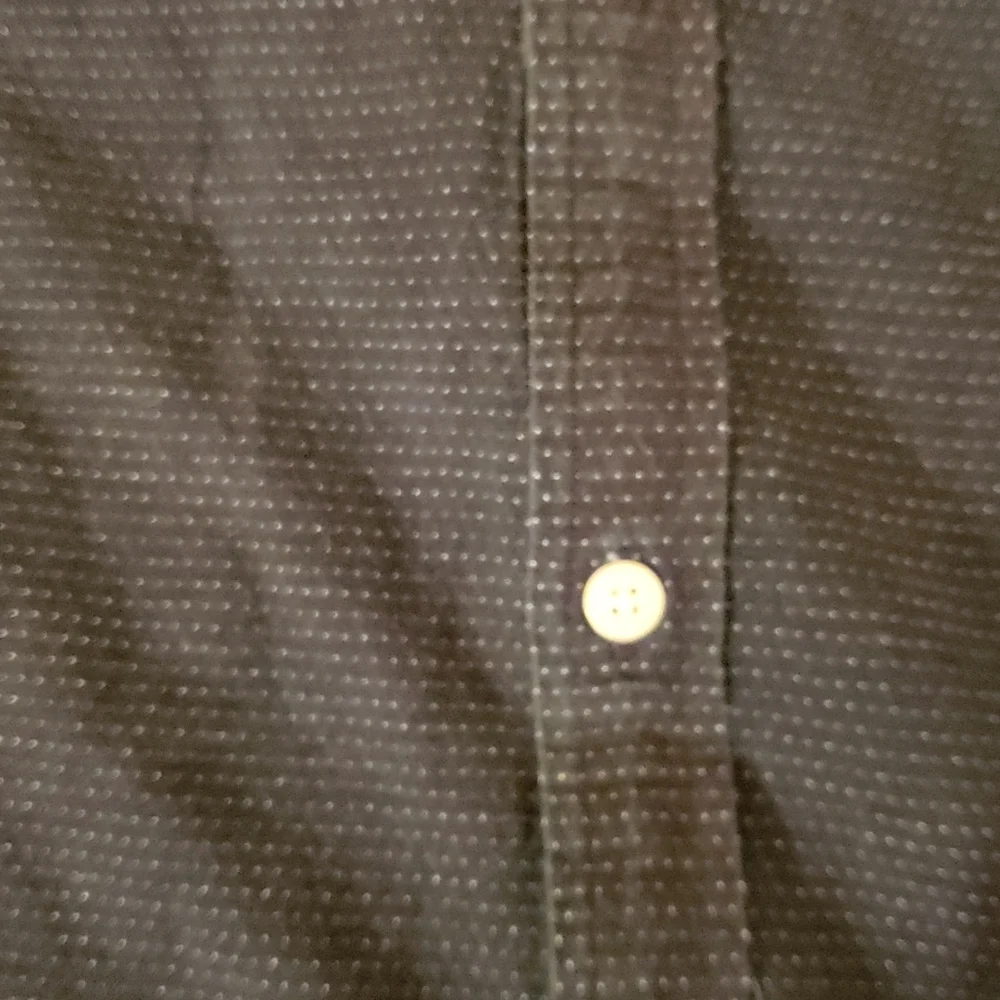 Men's XXL Vineyard Vine's Slim Fit Murray Shirt in navy blue - Picture 5 of 5